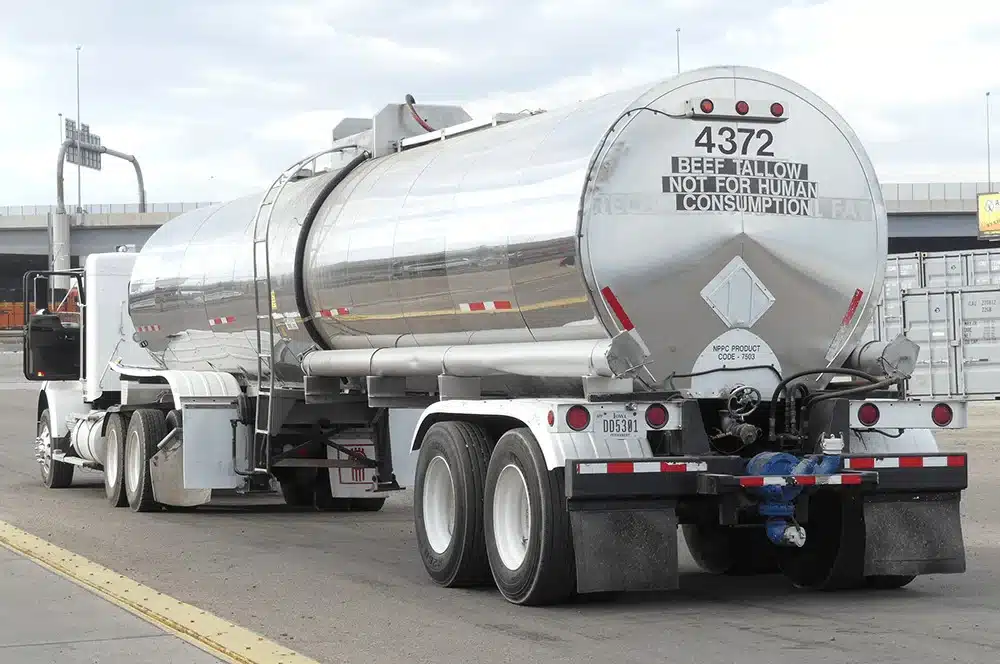 Stainless Steel Food Grade Tankers: Ensuring the Safety and Quality of Liquid Cargo
